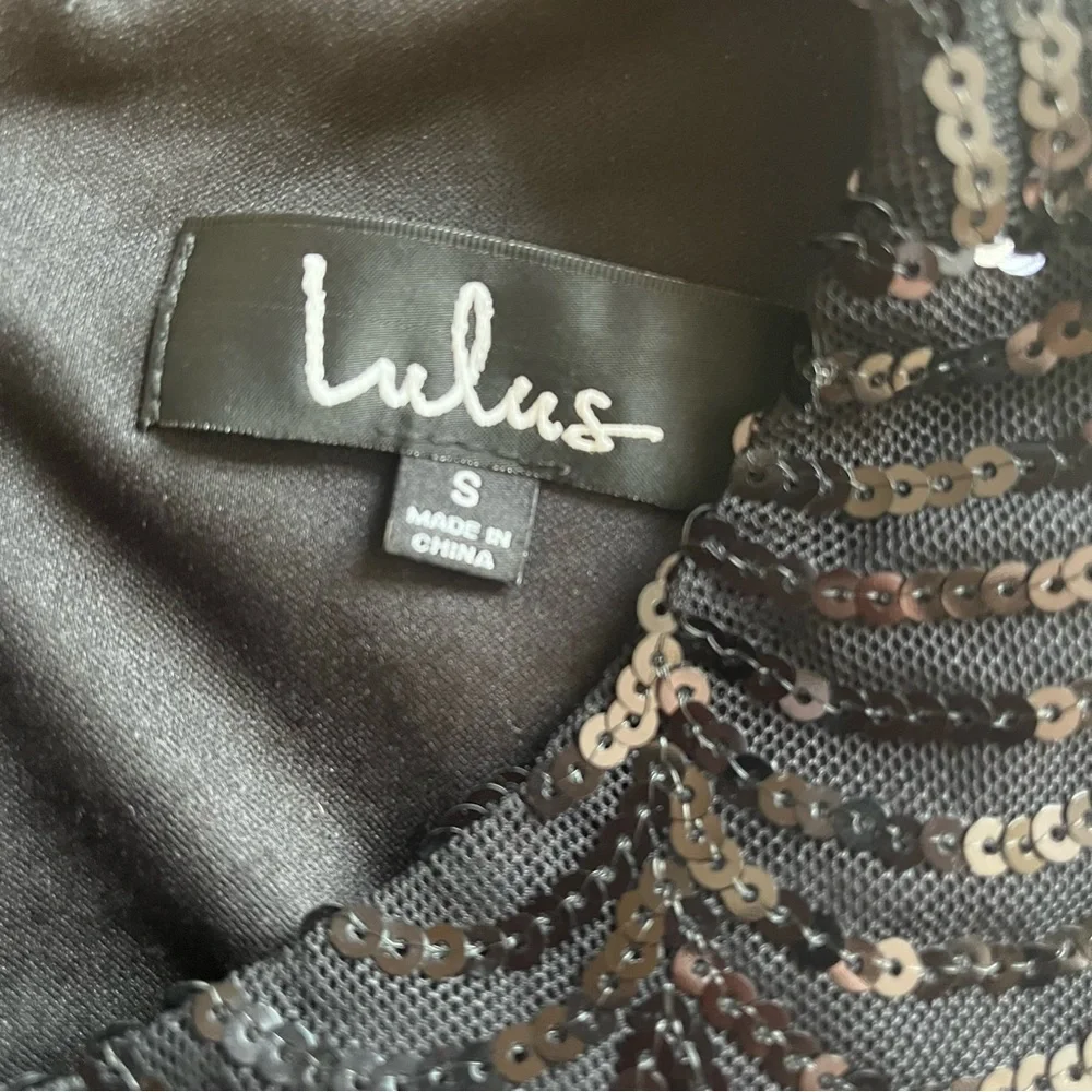 LuLu’s Black Stardust Scalloped Sequin Mini Dress - Picture 5 of 7